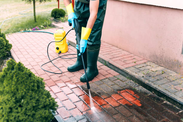 Pressure Washing Services for Businesses in Runge, TX
