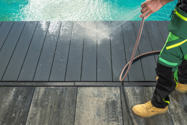Why Choose Our Certified Pressure Washing Experts for Your Project Needs in Runge, TX?